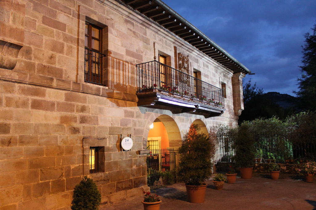 בית הארחה Treceño 	Casona De La Salceda מראה חיצוני תמונה