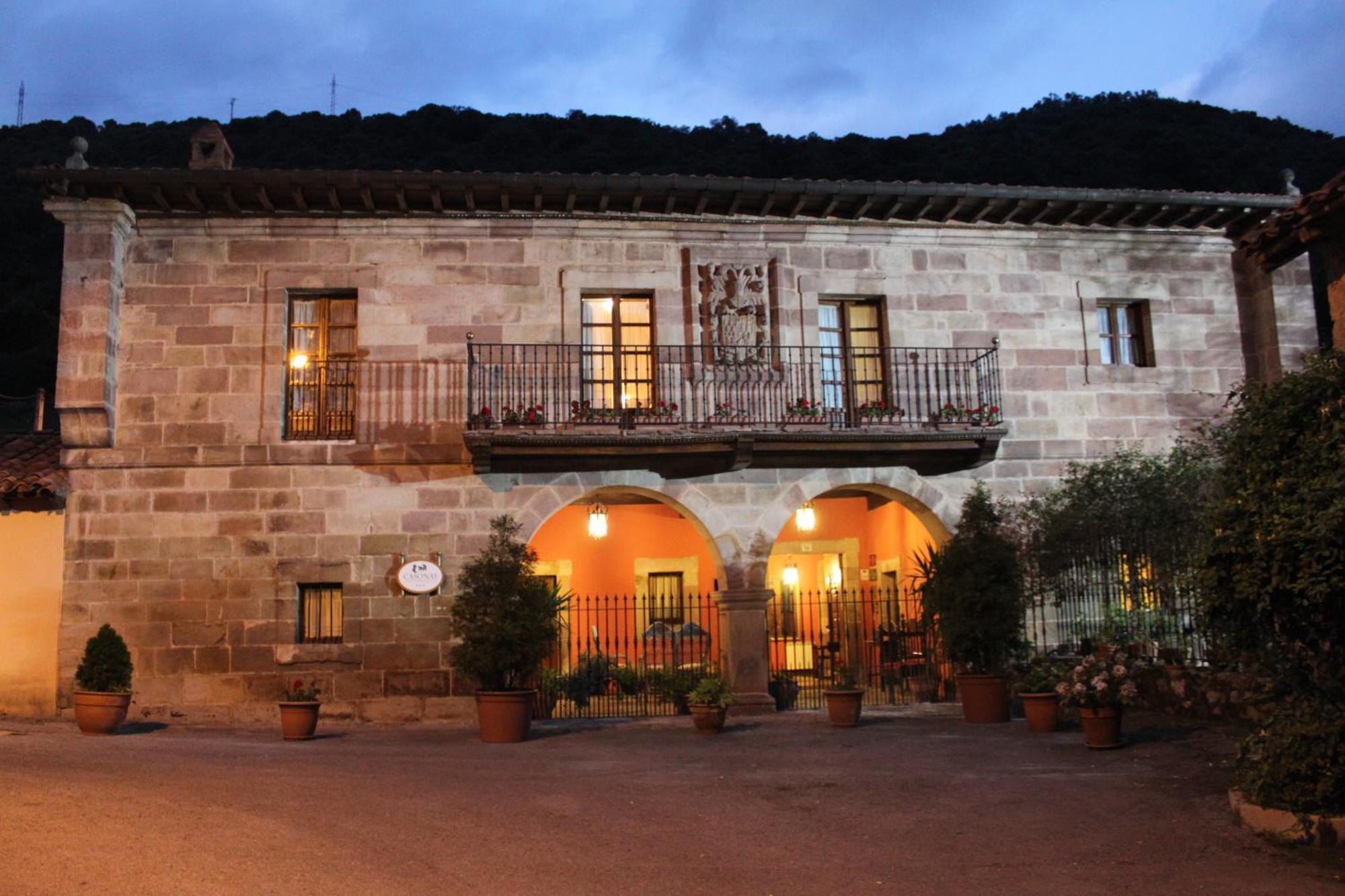 בית הארחה Treceño 	Casona De La Salceda מראה חיצוני תמונה