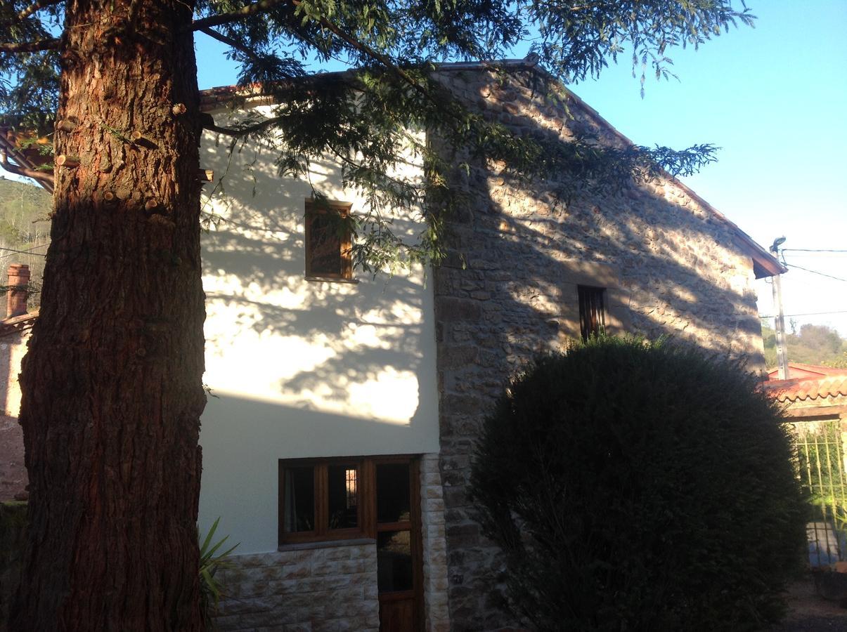 בית הארחה Treceño 	Casona De La Salceda מראה חיצוני תמונה