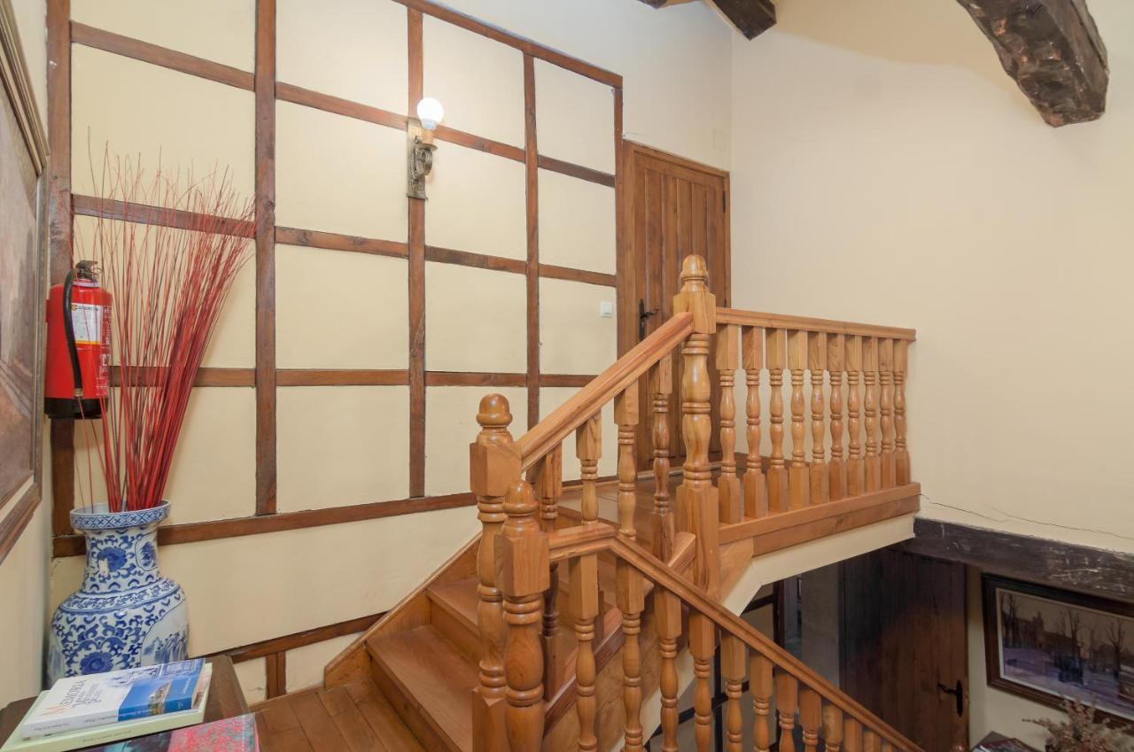 בית הארחה Treceño 	Casona De La Salceda מראה חיצוני תמונה