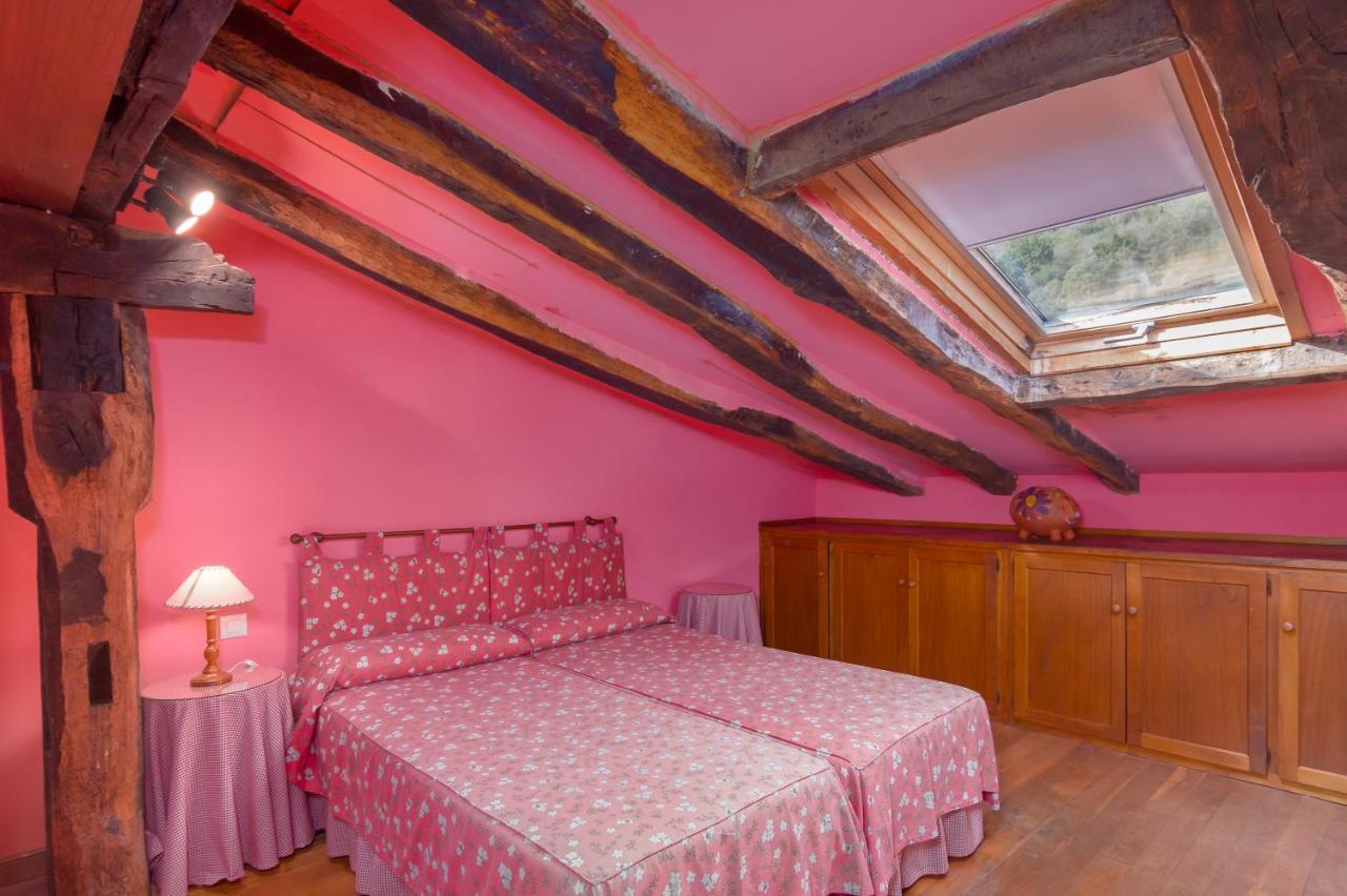 בית הארחה Treceño 	Casona De La Salceda מראה חיצוני תמונה