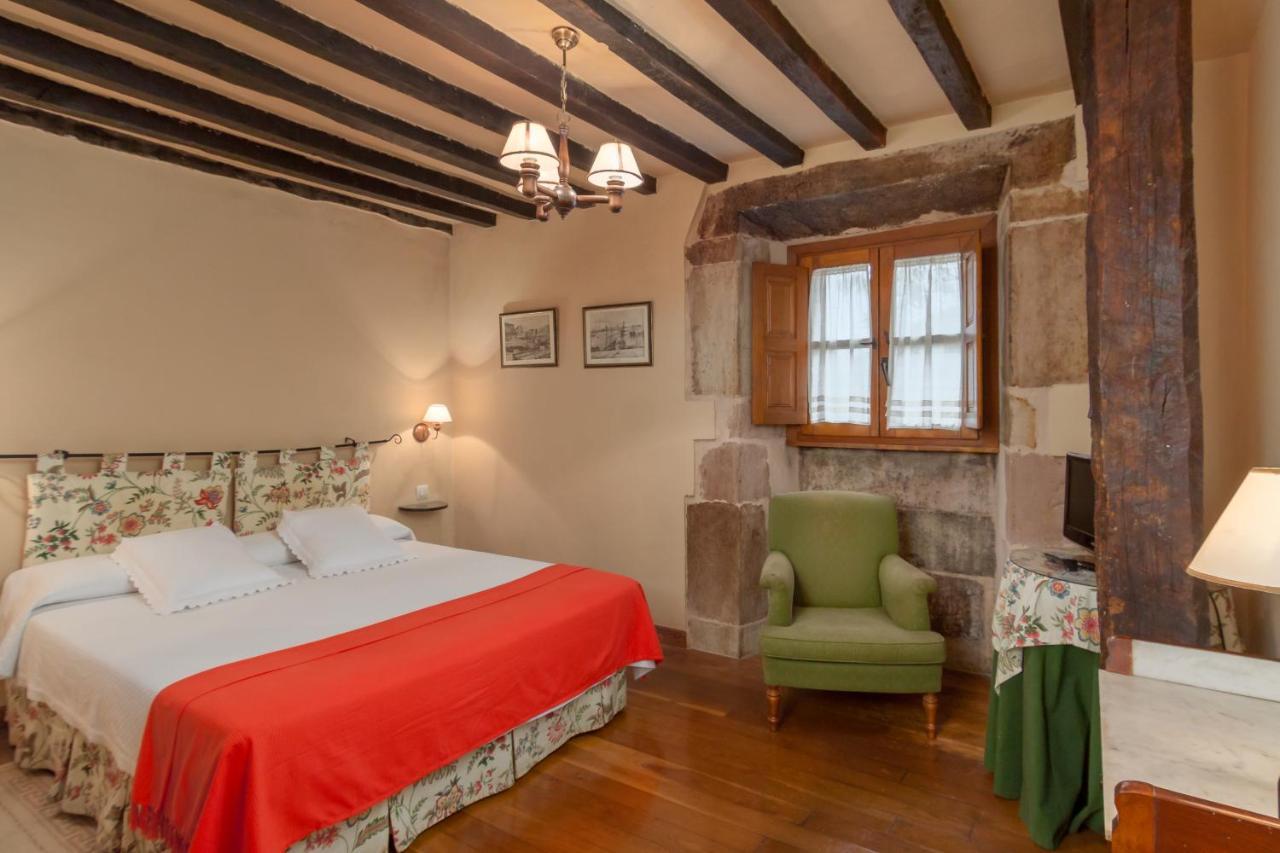 בית הארחה Treceño 	Casona De La Salceda מראה חיצוני תמונה