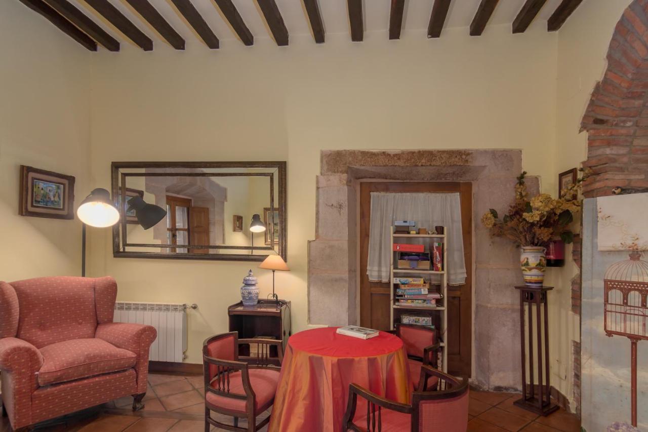 בית הארחה Treceño 	Casona De La Salceda מראה חיצוני תמונה