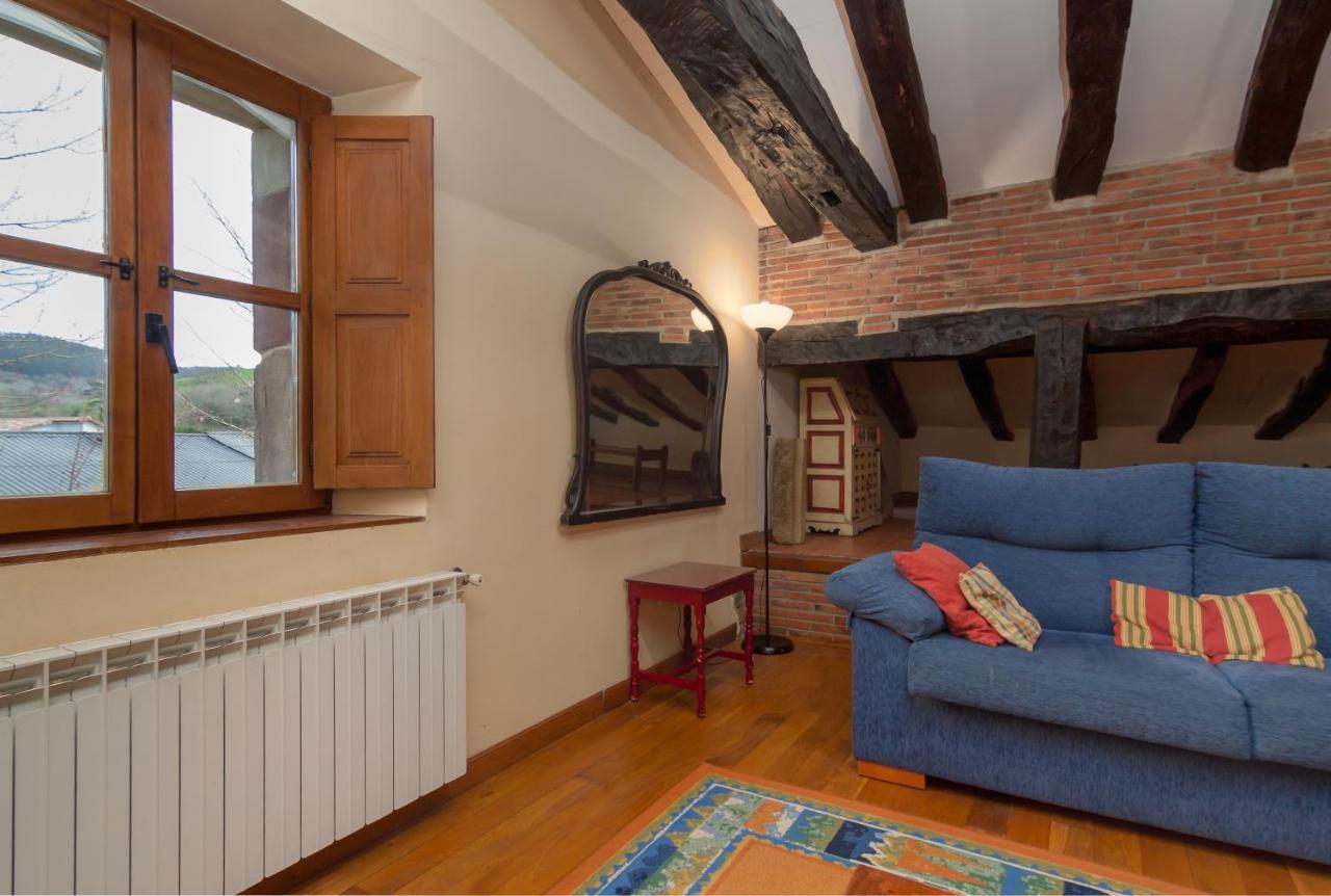 בית הארחה Treceño 	Casona De La Salceda מראה חיצוני תמונה