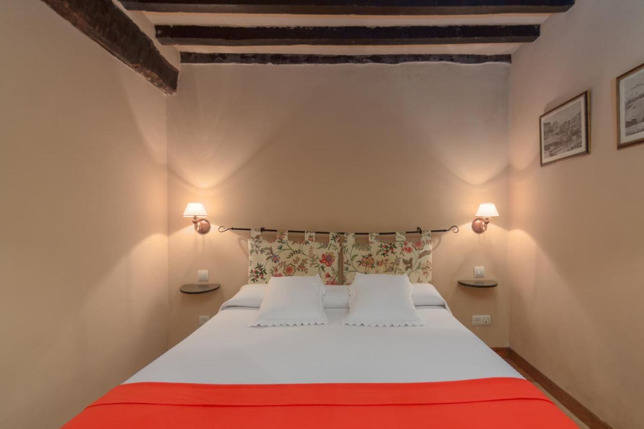 בית הארחה Treceño 	Casona De La Salceda מראה חיצוני תמונה
