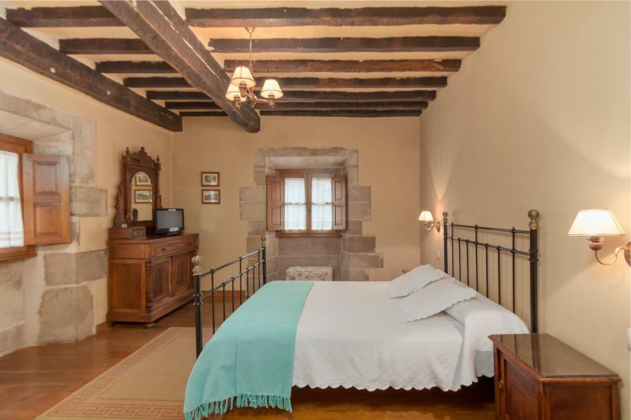 בית הארחה Treceño 	Casona De La Salceda מראה חיצוני תמונה